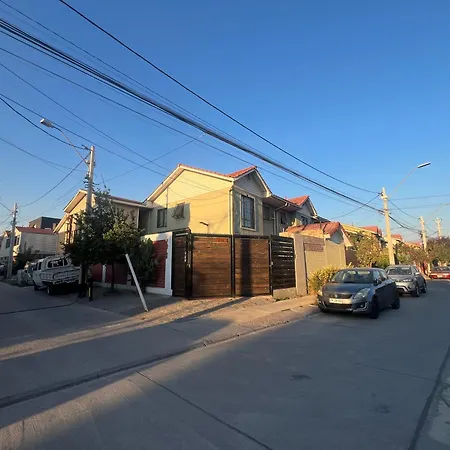 Hostel Tu Espacio Re - Casa Cerca Del Aeropuerto
